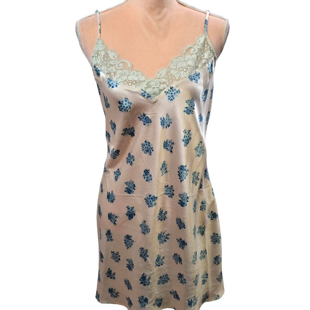 We Are HAH Floral Slip and Reversible Robe